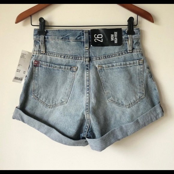 UO BDG Mom High-Rise Blue Jean Denim Shorts 26 - Picture 2 of 8
